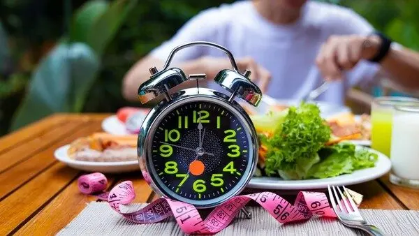 Makanan untuk Penghidap Gout: Panduan Lengkap untuk Mengurangkan Asid Urik 8 makan mengikut waktu